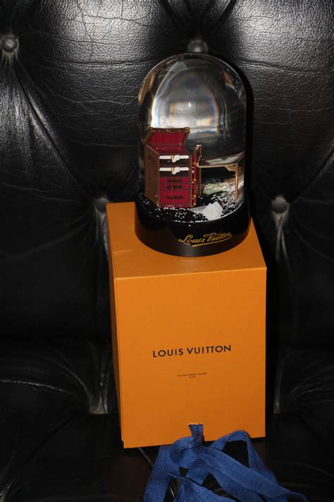 louis vuitton schneekugel|louis vuitton shoes.